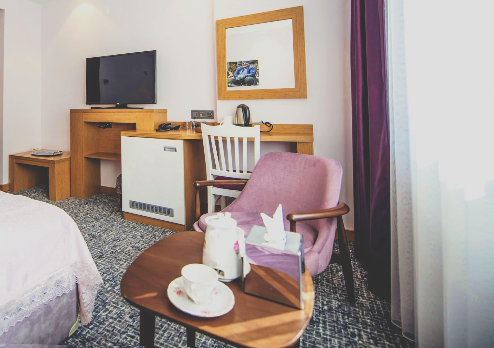 Golden Inn Hotel Uzungoel Eksteriør billede