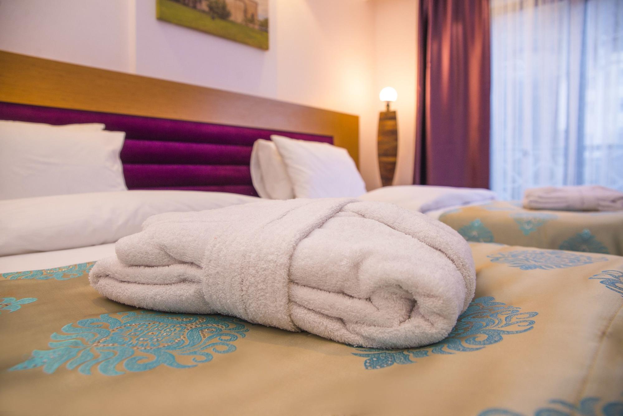 Golden Inn Hotel Uzungoel Eksteriør billede
